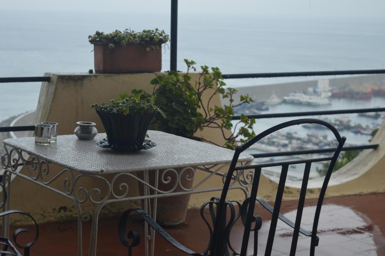 Aux 3 Portes Guest house
