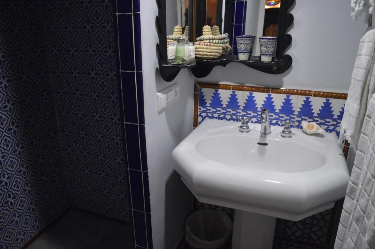 Aux 3 Portes Guest house 3*
